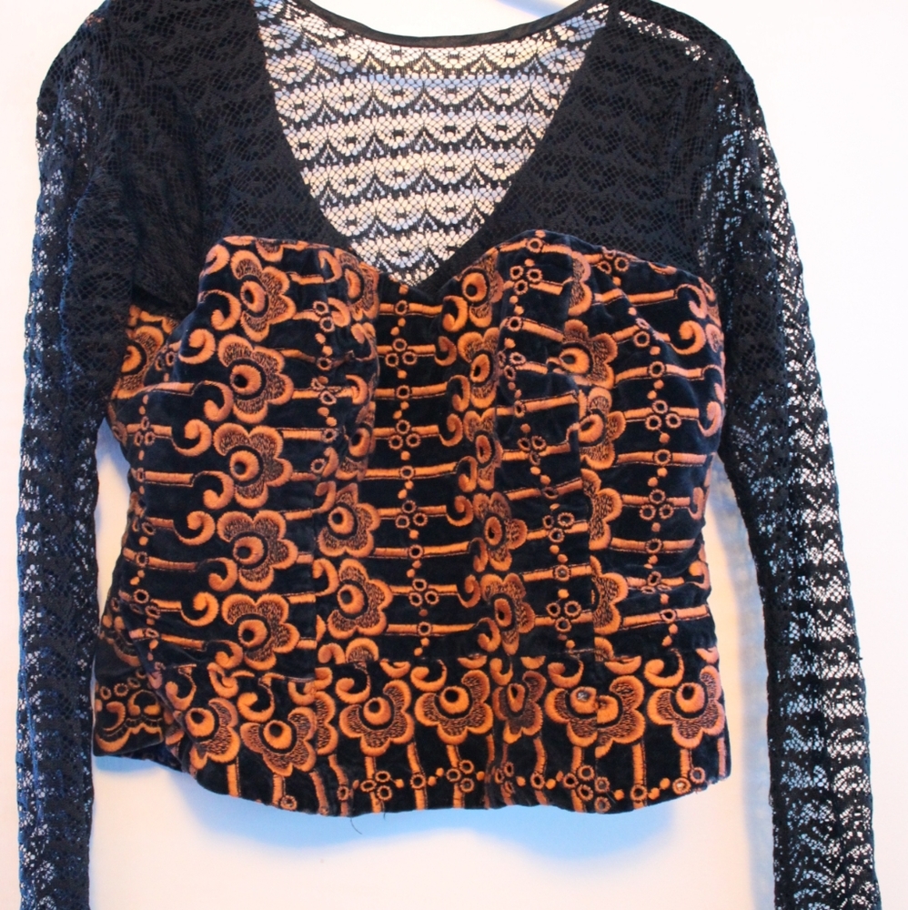 Cute long sleeve top